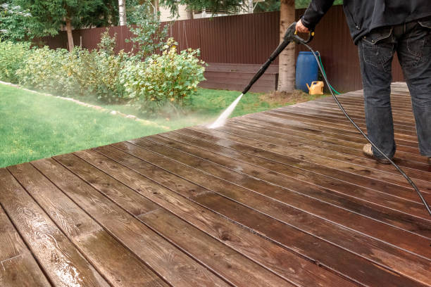Best Playground Equipment Cleaning  in Westlake Vlage, IL